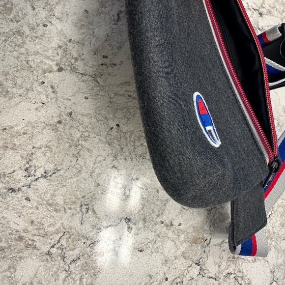 Champion Charcoal Grey belt bag - Picture 5 of 7
